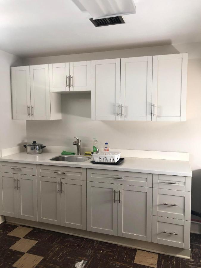 Cozy Guest Home Close To Downtown Vancouver Sights & Subway Station المظهر الخارجي الصورة